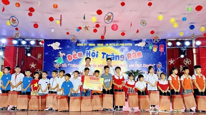 Ác Long: Ta Nhặt Được Ấu Long Muốn Làm Nữ Đế